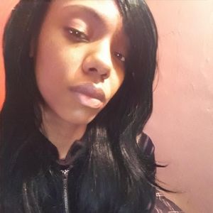 Meet your Posher, Veronica